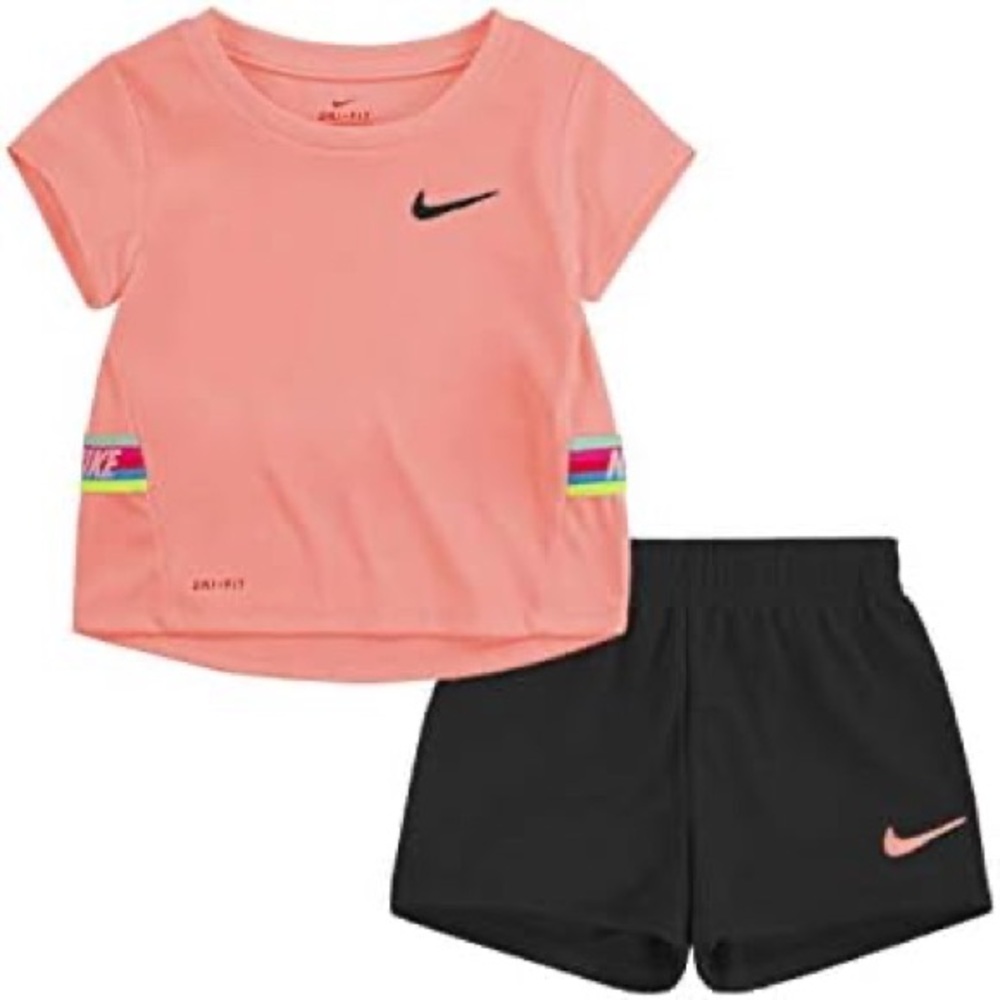Brand New With Girls Nike 2 Piece Set